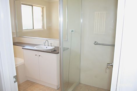 Lot 4/3-5 Berghofer Dr, Oakey, QLD 4401