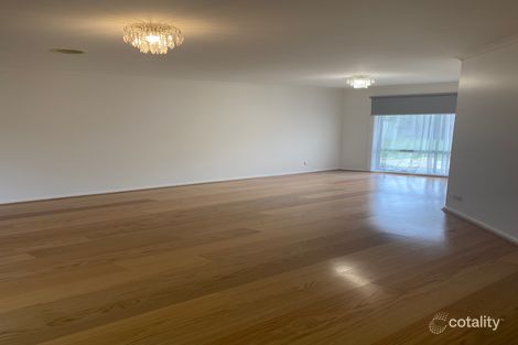 Property photo of 2 Lanaghan Avenue Caroline Springs VIC 3023