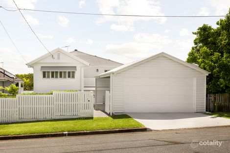 4 Warril St, Wavell Heights, QLD 4012