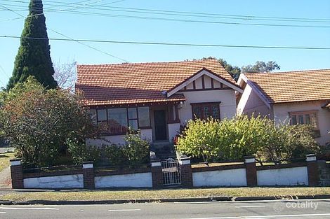 53 Strathallen Ave, Northbridge, NSW 2063