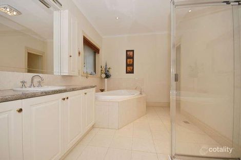 Property photo of 5 Pendelton Place Lysterfield VIC 3156