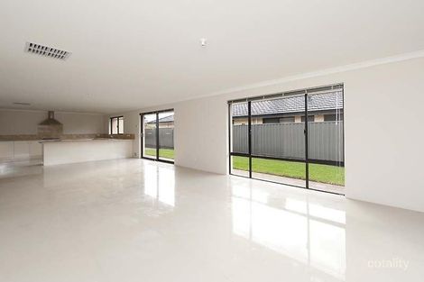 Property photo of 10 Dromedary Crescent Aveley WA 6069