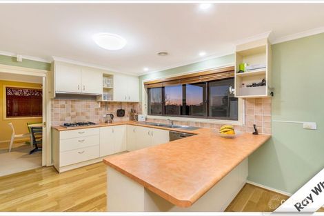 Property photo of 3 Benalla Court Jerrabomberra NSW 2619