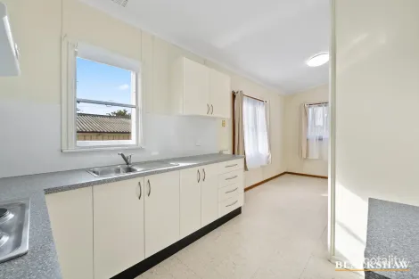 Property photo of 3 Ash Street Karabar NSW 2620