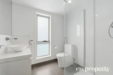 Property photo of 3/337 Churchill Avenue Sandy Bay TAS 7005