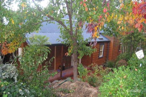 15 Newgrove Rd, Healesville, VIC 3777