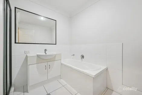 Property photo of 7 Charlton Crescent Ormeau QLD 4208