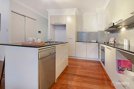 Property photo of 102/21 Miles Street Clayfield QLD 4011