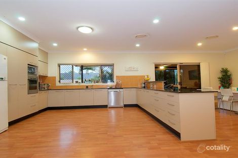 Property photo of 4 Portreeves Place Arundel QLD 4214