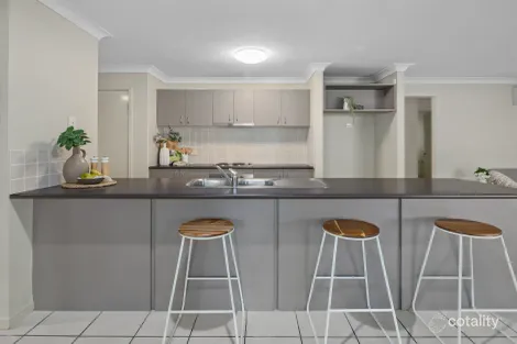 Property photo of 4 Wanora Street Mitchelton QLD 4053