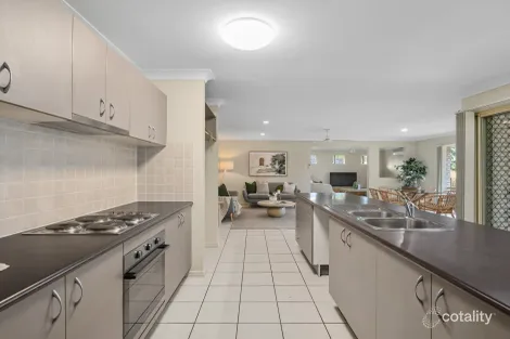Property photo of 4 Wanora Street Mitchelton QLD 4053