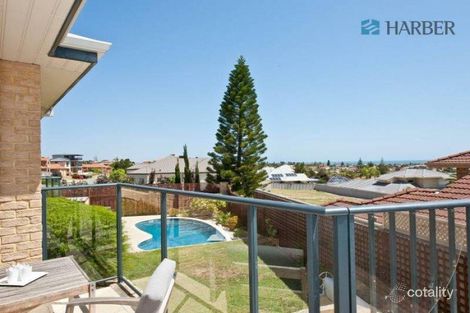 Property photo of 19 Spinnaker Drive Ocean Reef WA 6027