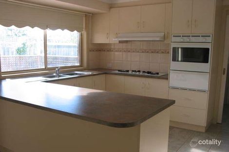 Property photo of 16 Loretta Court Seabrook VIC 3028