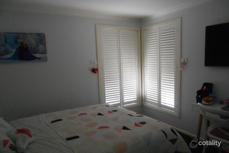 Property photo of 2/1 Shakespeare Drive Delahey VIC 3037