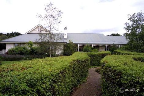 9 Chessy Park Dr, New Gisborne, VIC 3438