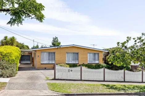 15 Guy St, Newborough, VIC 3825