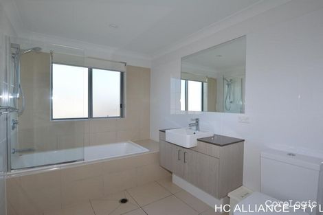 Property photo of 8 Win Street Eight Mile Plains QLD 4113