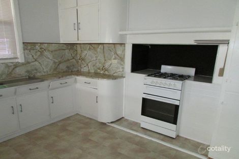 Property photo of 18 Bow Street Rainbow VIC 3424