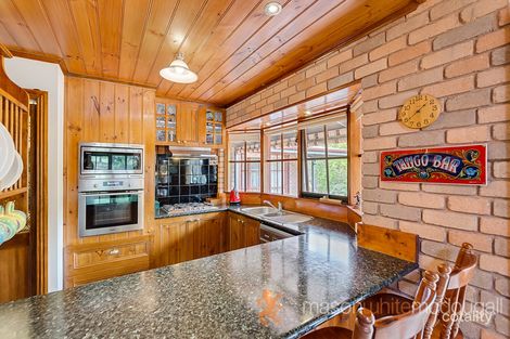 Property photo of 6 Valley Road Wattle Glen VIC 3096