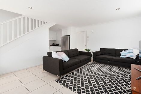 Property photo of 2/14 Grenfell Street Mount Gravatt East QLD 4122