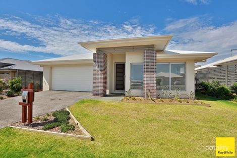 16 Muller St, Redland Bay, QLD 4165