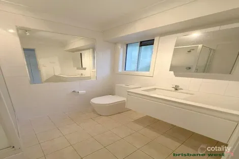 Property photo of 19 Nankin Street Fig Tree Pocket QLD 4069
