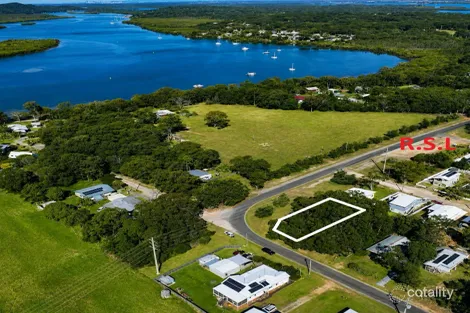 20 Carissa St, Russell Island, QLD 4184
