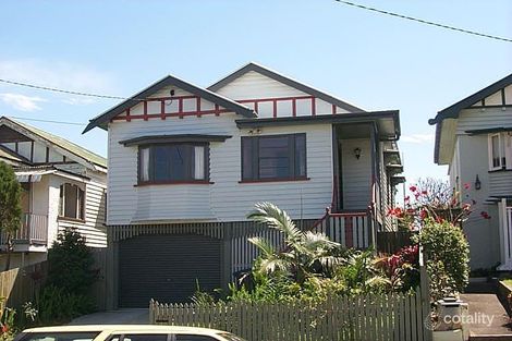 72 Temple St, Coorparoo, QLD 4151