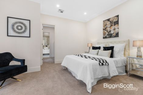 Property photo of 38 Chapel Street Glen Waverley VIC 3150