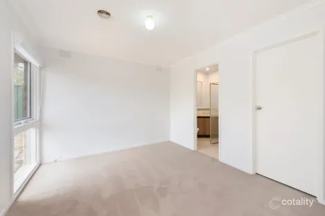 Property photo of 18 Lynn Drive Ferntree Gully VIC 3156