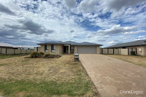 Property photo of 27 Everingham Avenue Roma QLD 4455