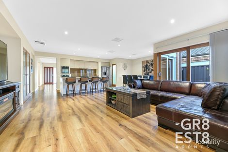 Property photo of 18 Asteria Crescent Cranbourne West VIC 3977
