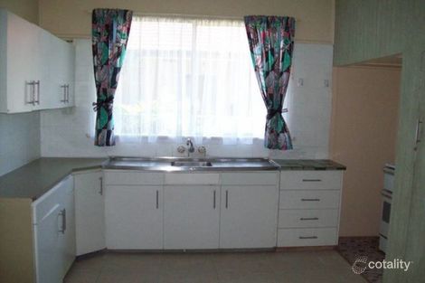 Property photo of 39 Brisbane Road Ebbw Vale QLD 4304