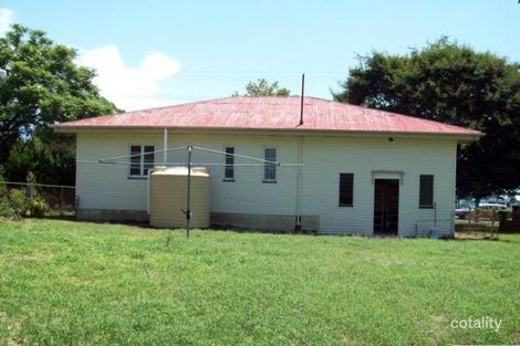 Property photo of 39 Brisbane Road Ebbw Vale QLD 4304