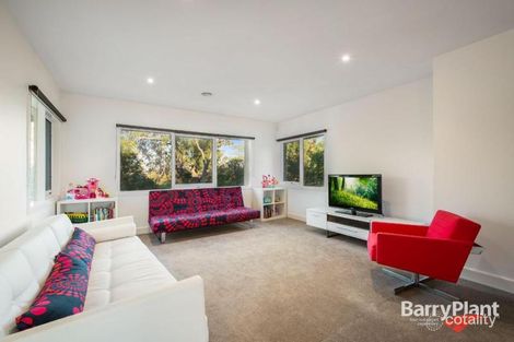 Property photo of 63 Gresswell Road Macleod VIC 3085