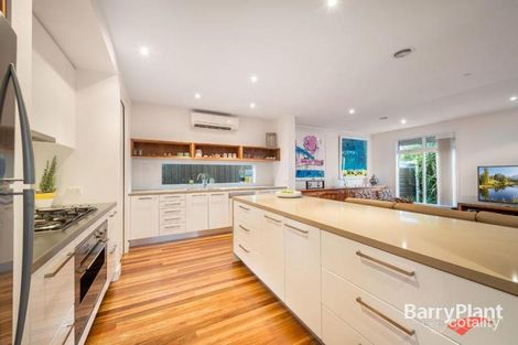 Property photo of 63 Gresswell Road Macleod VIC 3085