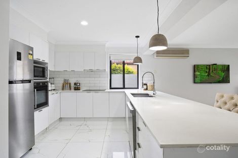 Property photo of 65 Deborah Avenue Benowa QLD 4217