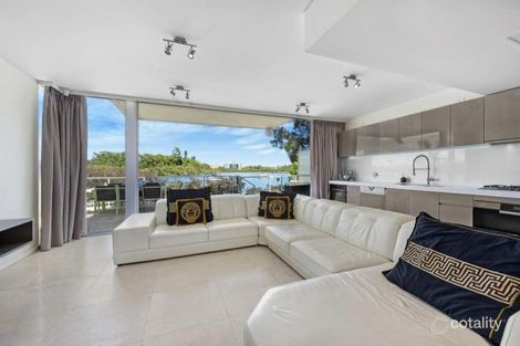 Property photo of 1/30-34 Hilly Street Mortlake NSW 2137