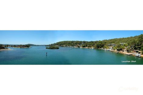 Property photo of 14 Helmsman Boulevard St Huberts Island NSW 2257