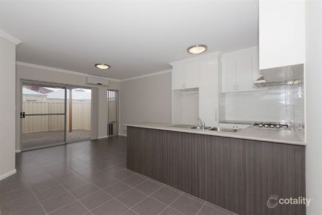 Property photo of 5/2 Minori Gardens Yangebup WA 6164