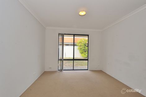 Property photo of 140 Grand Ocean Boulevard Port Kennedy WA 6172