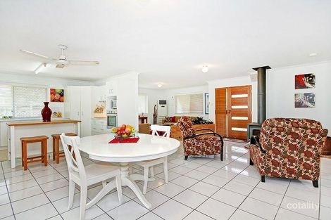 Property photo of 44 Lakefield Court Chambers Flat QLD 4133