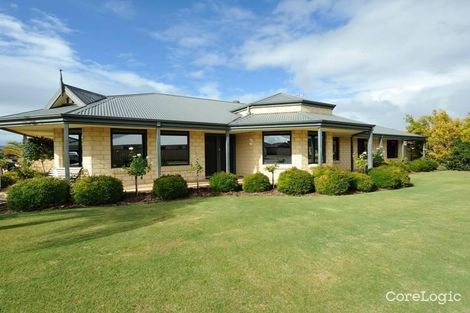 28 Bopeechee Way, Port Kennedy, WA 6172