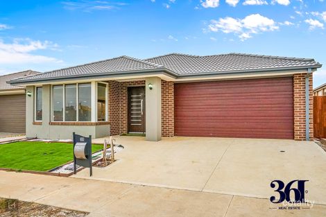 Property photo of 30 Scottsmith Crescent Truganina VIC 3029