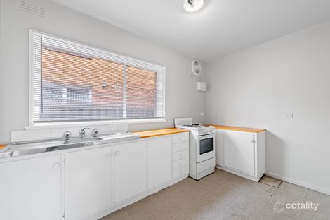 Property photo of 4/5A Kinnear Street Footscray VIC 3011
