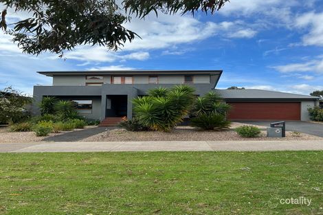 Property photo of 42 Flaxen Hills Road Doreen VIC 3754
