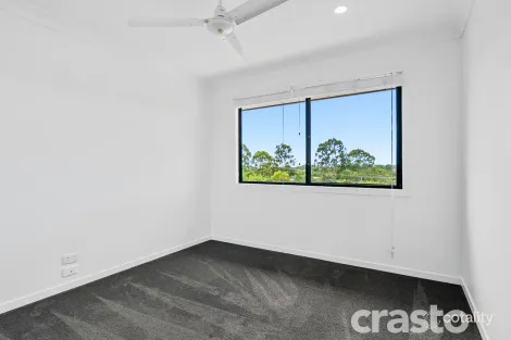 Property photo of 13/5 Faculty Crescent Mudgeeraba QLD 4213
