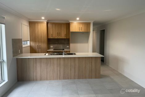 Property photo of 27 Bulimba Street Tannum Sands QLD 4680