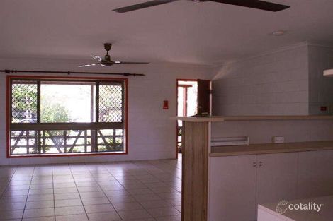 Property photo of 13 Fuscia Court Mooroobool QLD 4870