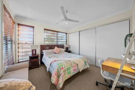 Property photo of 7/29 Proud Street Labrador QLD 4215